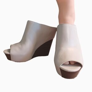 JESSICA SIMPSON " LAURIN" LEATHER PLATFORM WEDGES SIZE 7M